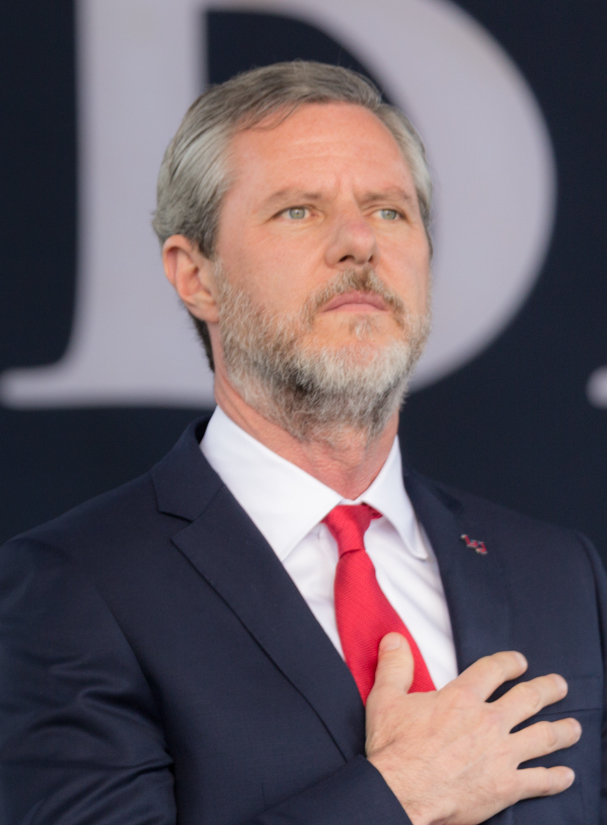 Jerry_Falwell_Jr_commencement.jpg